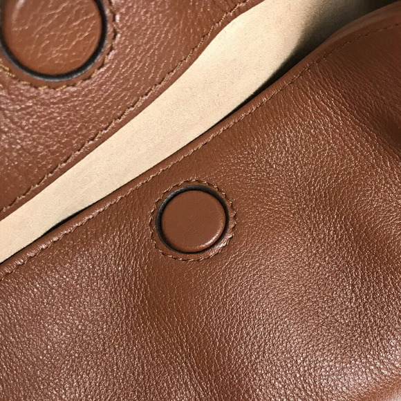 Gucci Bamboo Diana Leather Shoulder Bag - Picture 6 of 8